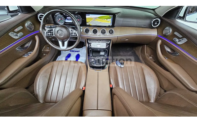 Mercedes-Benz E 220 ПОДГРЕВИ * ШИБИДАХ * 2 КЛЮЧА * KEYLESS * BURMESTER - автомобили, коли, обяви за нови и употребявани 6