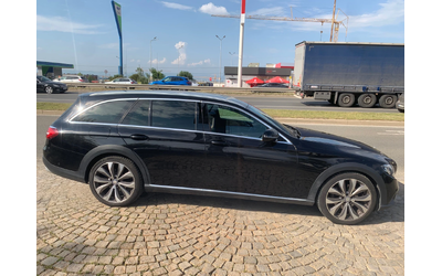 mercedes-benz-e-220 - 0