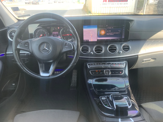 Mercedes-Benz E 220 - автомобили, коли, обяви за нови и употребявани 5