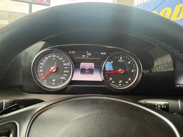 Mercedes-Benz E 220 AMG* 9G* Кожа* Камера - автомобили, коли, обяви за нови и употребявани 9
