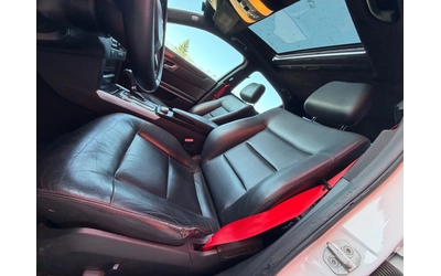 Mercedes-Benz E 220 Автоматик* Алкантара* УНИКаТ - автомобили, коли, обяви за нови и употребявани 9