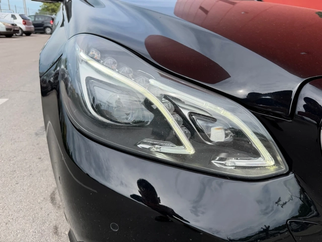 Mercedes-Benz E 220 AMG* LED* 9G* Euro6* FACELIFT - автомобили, коли, обяви за нови и употребявани 4