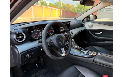 Mercedes-Benz E 220 AMG* LED* 9G* NaVi* КОжА* Камера - автомобили, коли, обяви за нови и употребявани 13