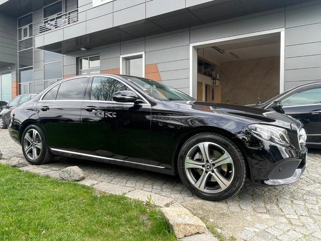 Mercedes-Benz E 220 195кс 4matic - автомобили, коли, обяви за нови и употребявани 2