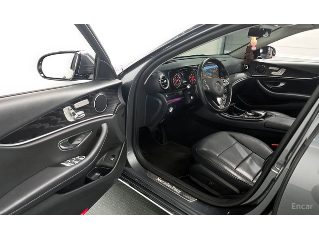 Mercedes-Benz E 220 W213 4 MATIC - автомобили, коли, обяви за нови и употребявани 10