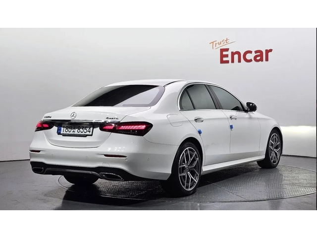 Mercedes-Benz E 220 AMG PKG | 4MATIC | 360 - автомобили, коли, обяви за нови и употребявани 3