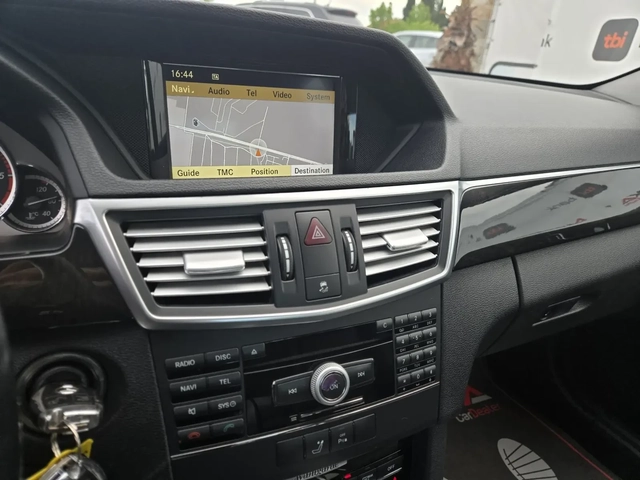 Mercedes-Benz E 220 2.2CDI-170кс= АВТОМАТ= КСЕНОН= НАВИ= AVANTGARDE - автомобили, коли, обяви за нови и употребявани 15
