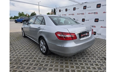 mercedes-benz-e-220 - 4
