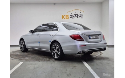 mercedes-benz-e-220 - 2