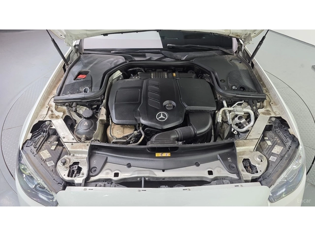 Mercedes-Benz E 220 d* 4MATIC* AMG-LINE* DISTRONIC* КАМЕРА* HUD* - автомобили, коли, обяви за нови и употребявани 16