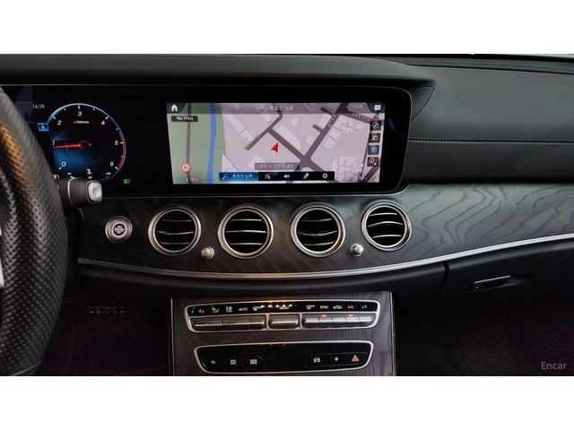 Mercedes-Benz E 220 ПАМЕТ* 360 КАМЕРА* HEADUP* ДИСТРОНИК* - автомобили, коли, обяви за нови и употребявани 12