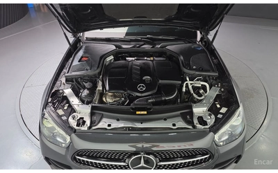 mercedes-benz-e-220 - 5