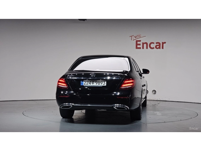 Mercedes-Benz E 220 AVANGARDE* КОЖА* НАВИ* ПАНО - автомобили, коли, обяви за нови и употребявани 3