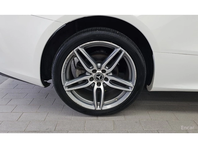 Mercedes-Benz E 220 d AMG PACK* DIGITAL* HEAD-UP* PANORAMA* ПОДГРЕВ* - автомобили, коли, обяви за нови и употребявани 4