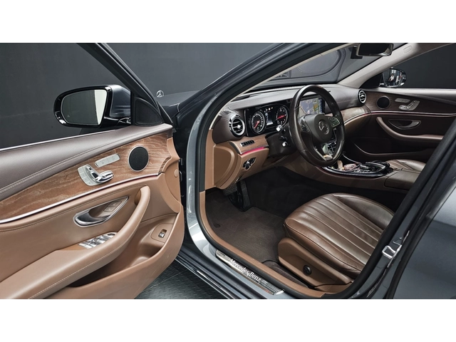 Mercedes-Benz E 220 E220d Exclusive - автомобили, коли, обяви за нови и употребявани 8