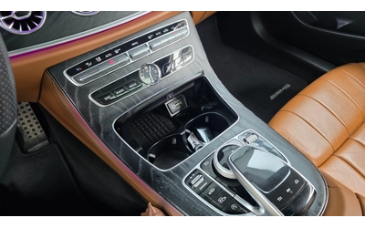 Mercedes-Benz E 220 - автомобили, коли, обяви за нови и употребявани 8