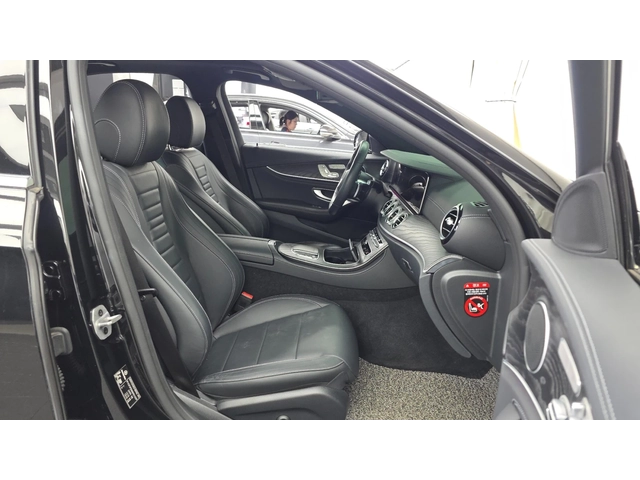 Mercedes-Benz E 220 4MATIC | AMG Line | HUD | 360 - автомобили, коли, обяви за нови и употребявани 8