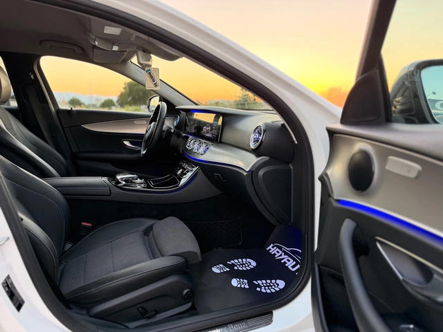 Mercedes-Benz E 220 d= BRABUS= 9G-TRONIC= DIGITAL COCPIT= 360* = - автомобили, коли, обяви за нови и употребявани 10