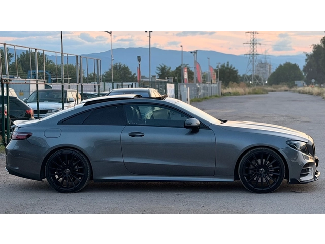Mercedes-Benz E 220 d= Coupe= AMG= Distronic= HUD= Burmester= 360* Cam - автомобили, коли, обяви за нови и употребявани 3