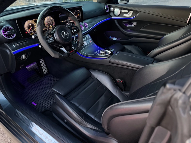 Mercedes-Benz E 220 d= Coupe= AMG= Distronic= HUD= Burmester= 360* Cam - автомобили, коли, обяви за нови и употребявани 8