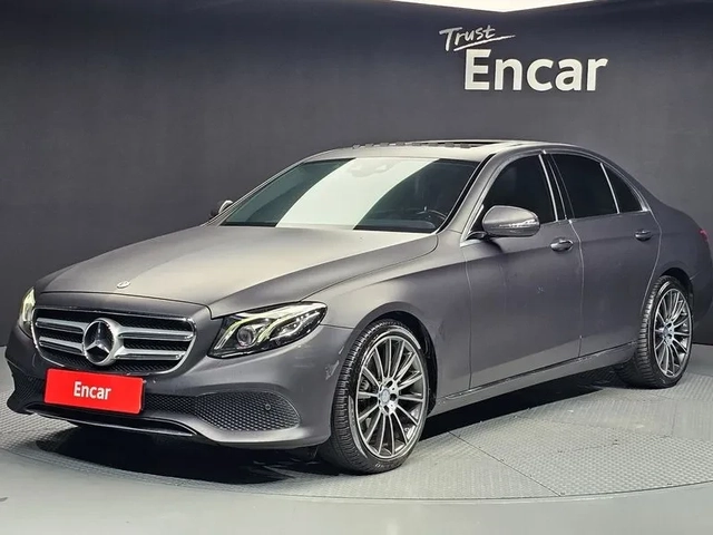 Mercedes-Benz E 220 D Avantgarde - САМО 30% АВАНС - автомобили, коли, обяви за нови и употребявани 0