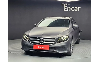 mercedes-benz-e-220 - 4