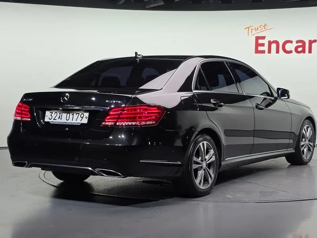 Mercedes-Benz E 220 BlueTEC - САМО 30% АВАНС - автомобили, коли, обяви за нови и употребявани 5