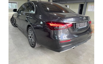 mercedes-benz-e-220 - 5