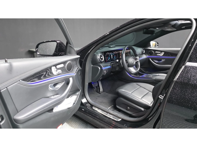 Mercedes-Benz E 220 4MATIC AMG Line | HUD | 360  | Adaptive Cruise - автомобили, коли, обяви за нови и употребявани 6