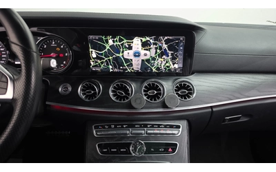 Mercedes-Benz E 220 - автомобили, коли, обяви за нови и употребявани 12