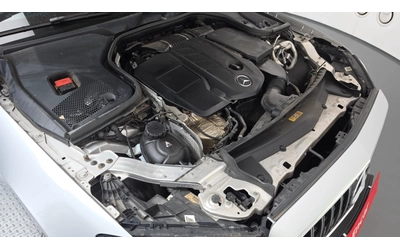 mercedes-benz-e-220 - 5