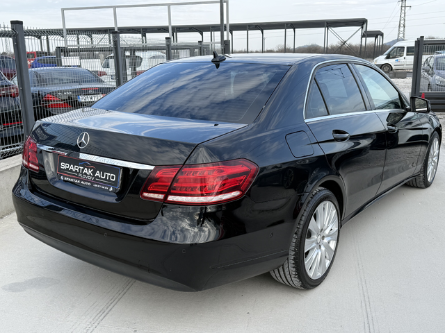 Mercedes-Benz E 220 D* 2015г.* Топ Състояние* Автоматик* 227.000КМ* Сервизна История* - автомобили, коли, обяви за нови и употребявани 3