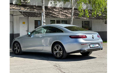 mercedes-benz-e-220-d-coupe-v-garantsiya - 5