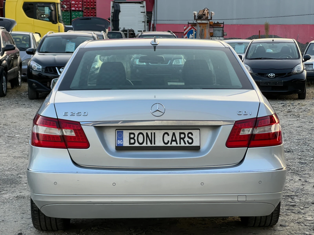 Mercedes-Benz E 250 2.2CDI- 204к.с./ Подгрев/ Парктроник/ ел. Седалки - автомобили, коли, обяви за нови и употребявани 5