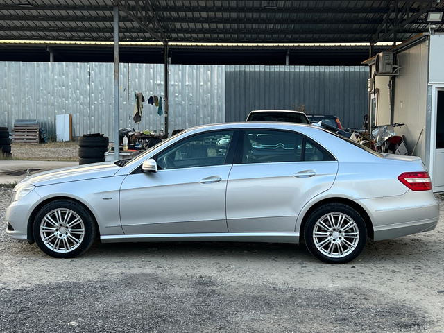 Mercedes-Benz E 250 2.2CDI- 204к.с./ Подгрев/ Парктроник/ ел. Седалки - автомобили, коли, обяви за нови и употребявани 7