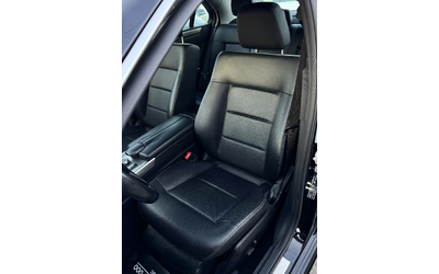 Mercedes-Benz E 250 Пълна сервизна история / 4Matic - автомобили, коли, обяви за нови и употребявани 8