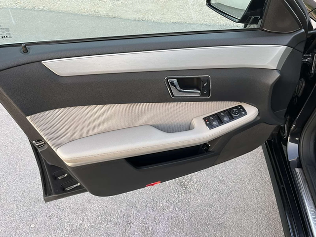 Mercedes-Benz E 250 2.2CDI 204кс EURO 5 AVANTGARDE  NAVI КОЖА ВНОС ИТ - автомобили, коли, обяви за нови и употребявани 6