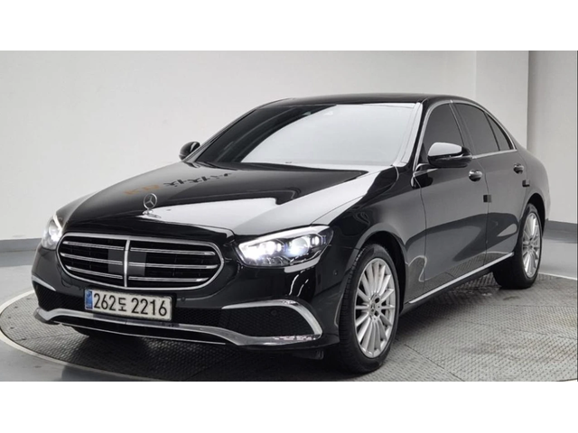 Mercedes-Benz E 250 ДИГИТАЛНО* ТАБЛО* BURMESTER* 360КАМЕРА* LANE* ASSI - автомобили, коли, обяви за нови и употребявани 0