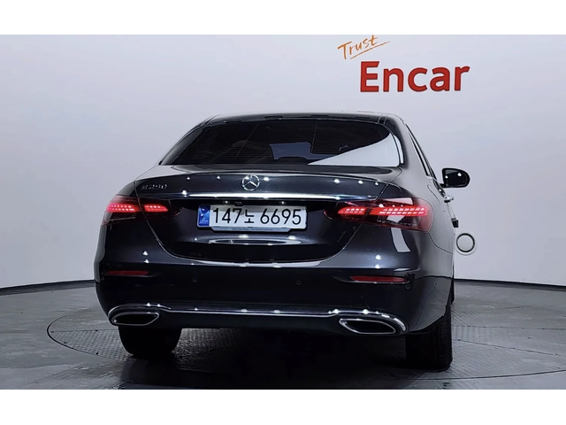 Mercedes-Benz E 250 AMG* PACK* AVANTGARDE* ДИГИТАЛНО* ТАБЛО* 360КАМЕРА - автомобили, коли, обяви за нови и употребявани 3