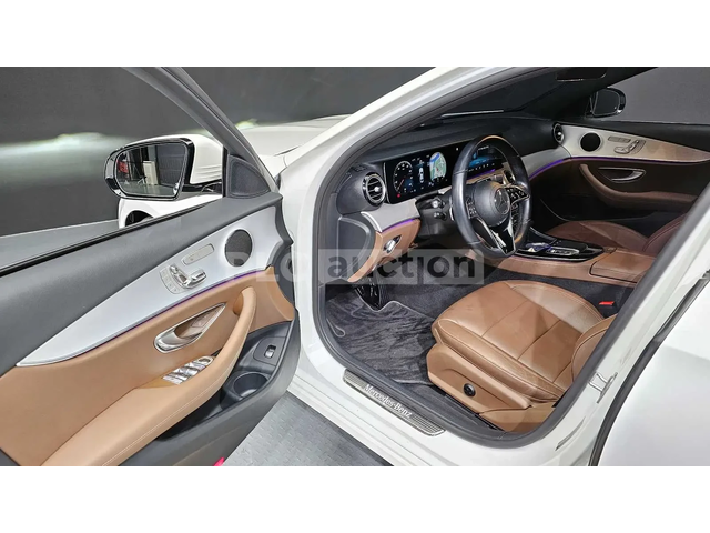 Mercedes-Benz E 250 2021* 9G TRONICK* DIGITAL* KEYLESS* AMBIENT* КРАЙН - автомобили, коли, обяви за нови и употребявани 8