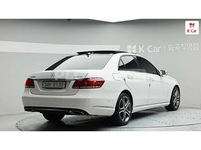 Mercedes-Benz E 250 * 4MATIC * PANO * 360 * АВТОКРЕДИТ - автомобили, коли, обяви за нови и употребявани 7
