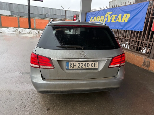 Mercedes-Benz E 250 LED* INTELIGENT* Distronik* Ръчка - автомобили, коли, обяви за нови и употребявани 5