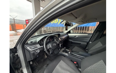Mercedes-Benz E 250 LED* INTELIGENT* Distronik* Ръчка - автомобили, коли, обяви за нови и употребявани 9
