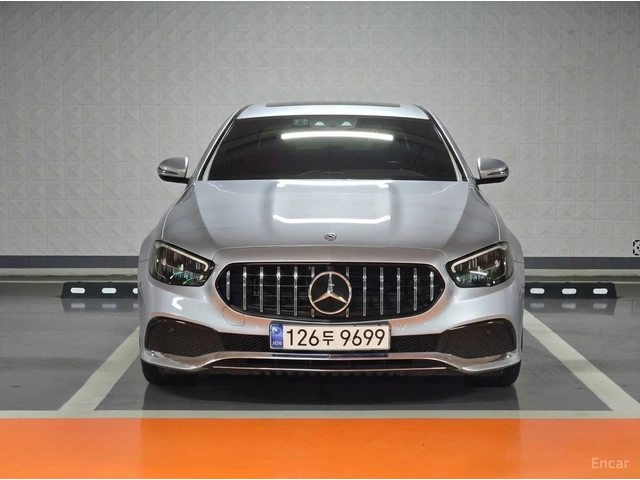 Mercedes-Benz E 250 AVANGARDE* КОЖА* НАВИ* ПАНО* КАМЕРА - автомобили, коли, обяви за нови и употребявани 1