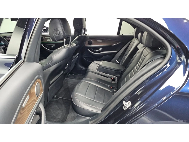 Mercedes-Benz E 250 EXCLUSIVE* HUD* 360* КОЖА* ПАНО* НАВИ - автомобили, коли, обяви за нови и употребявани 8
