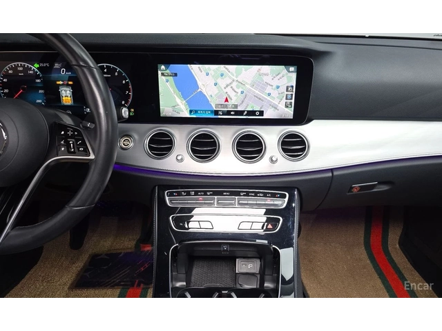 Mercedes-Benz E 250 AVANTGARDE* DISTRONIC* КАМЕРА* ШИБИДАХ* КРАЙНА ЦЕН - автомобили, коли, обяви за нови и употребявани 12
