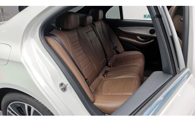 Mercedes-Benz E 250 * 360* ПАНО* KEYLESS* Camera* ПОДГРЕВ* - автомобили, коли, обяви за нови и употребявани 11