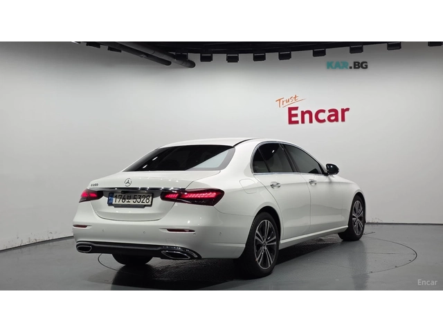 Mercedes-Benz E 250 * 360* ПАНО* KEYLESS* Camera* ПОДГРЕВ* - автомобили, коли, обяви за нови и употребявани 1