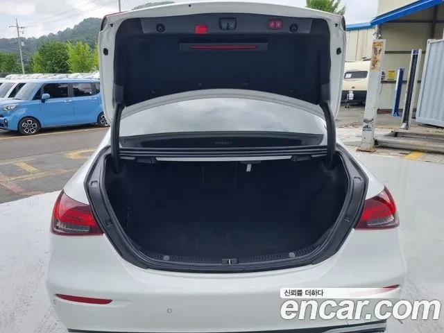 Mercedes-Benz E 250 AVANTGARDE - автомобили, коли, обяви за нови и употребявани 4