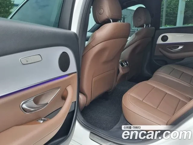 Mercedes-Benz E 250 AVANTGARDE - автомобили, коли, обяви за нови и употребявани 7